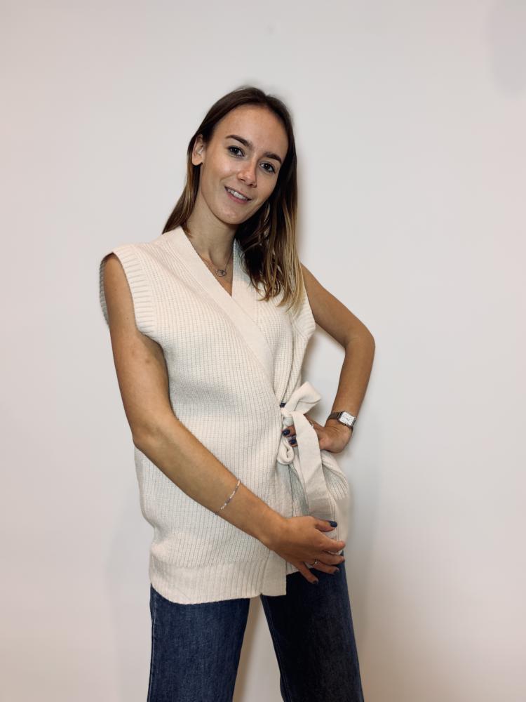Acheter en ligne Gilets Gilet sans manche Nouri cache-coeur beige Gilets Gilet sans manche Nouri cache-coeur beige