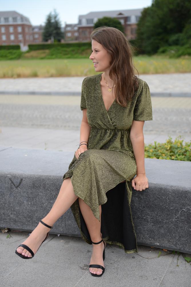 Acheter en ligne Robes Robe Claire dorée Robes Robe Claire dorée