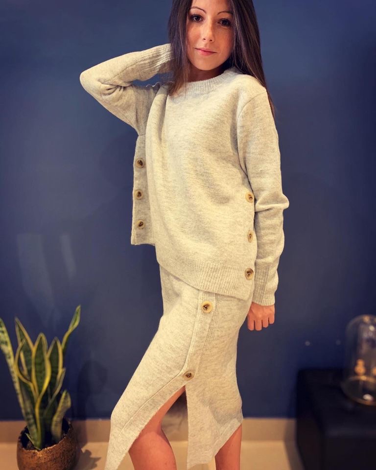 Ensemble Ensemble pull et jupe gris