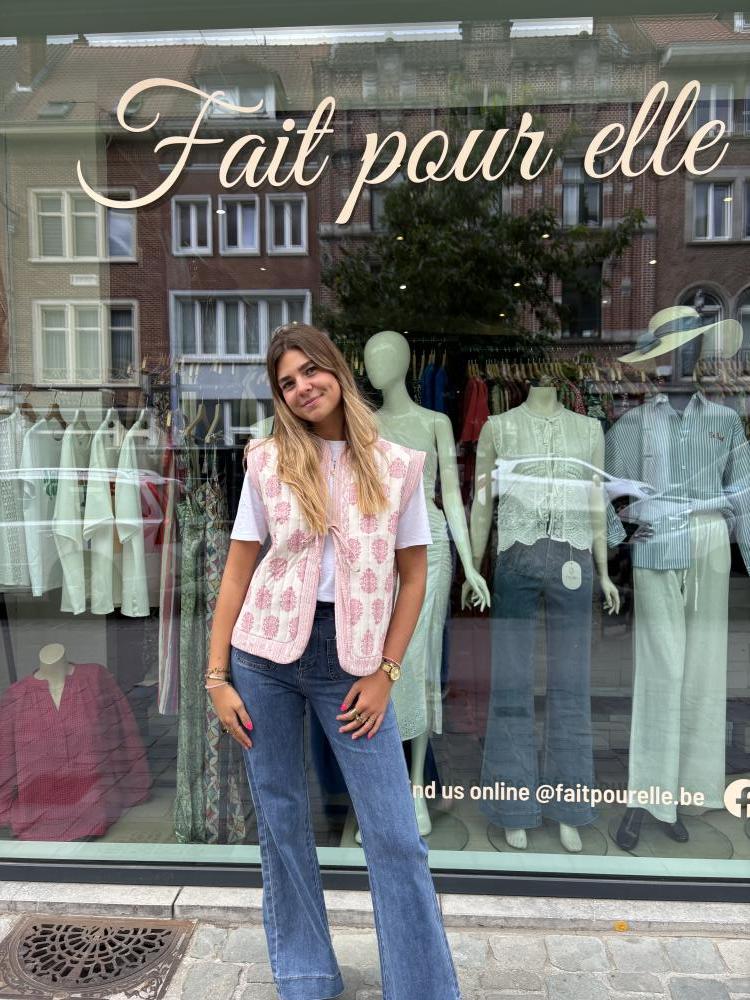 Gilets Gilet Kacy fleuri rose
