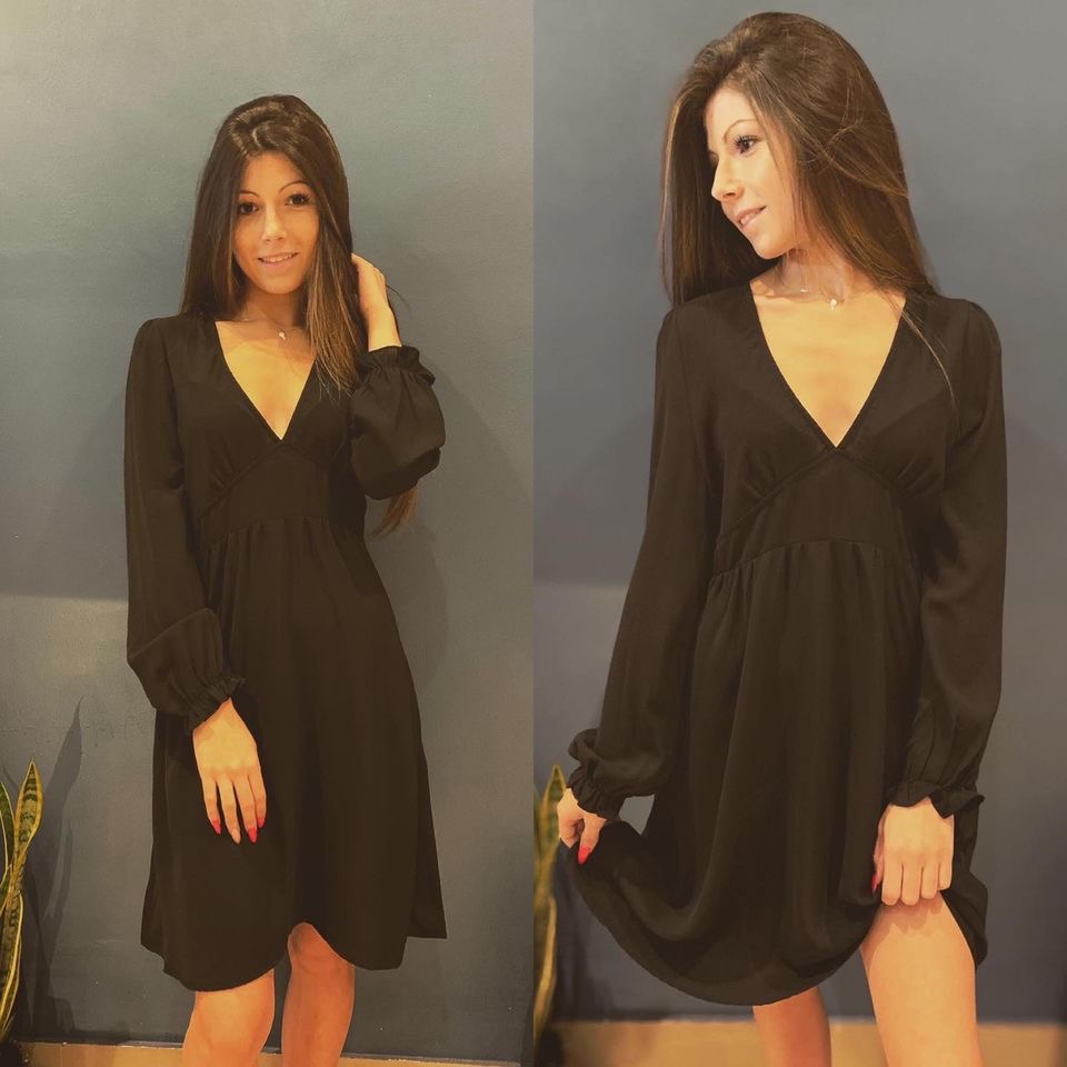 Acheter en ligne Robes Robe Iris noire Robes Robe Iris noire